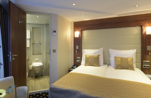 Deluxe Suite (Diamond Deck)
